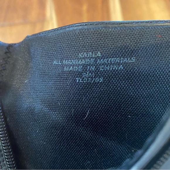 Women’s Pointed Toe Ankle Boots, Size 9.5 Black Liz Claiborne - Picture 6 of 8